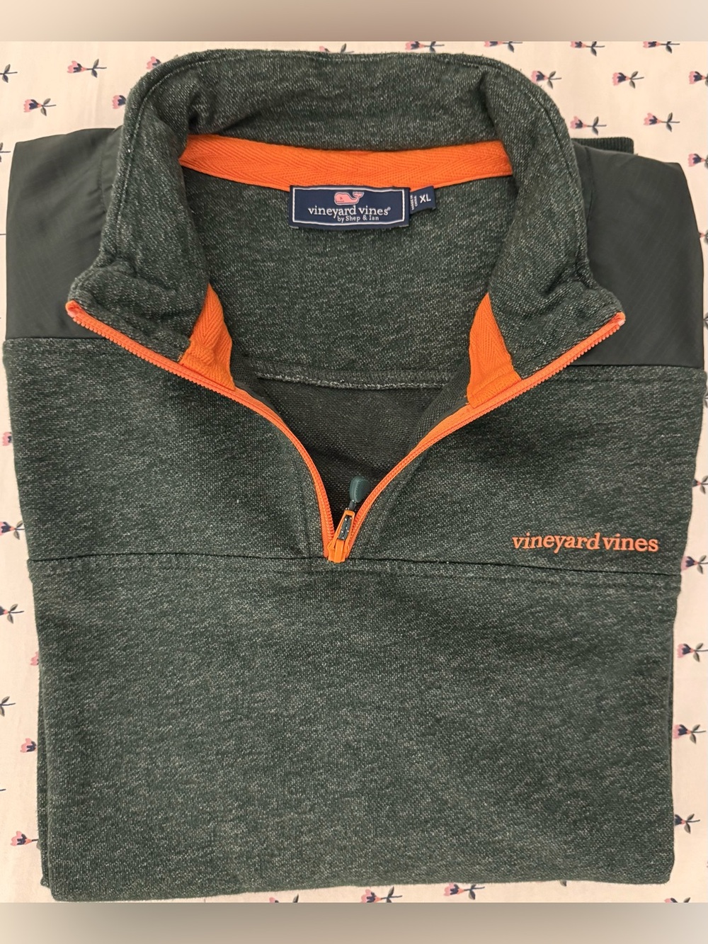 Vineyard Vines 1/4 Zip Pullover Sweatshirt – Men’s Size XL – Green – EUC